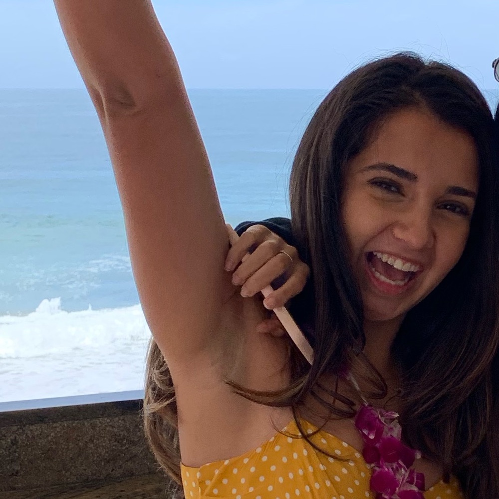 Meet your Posher, Carolina